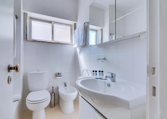 Al - Wave 7 Apartment *